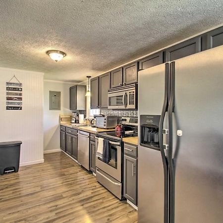 Dog-Friendly Fayetteville Home With Hot Tub! Dış mekan fotoğraf