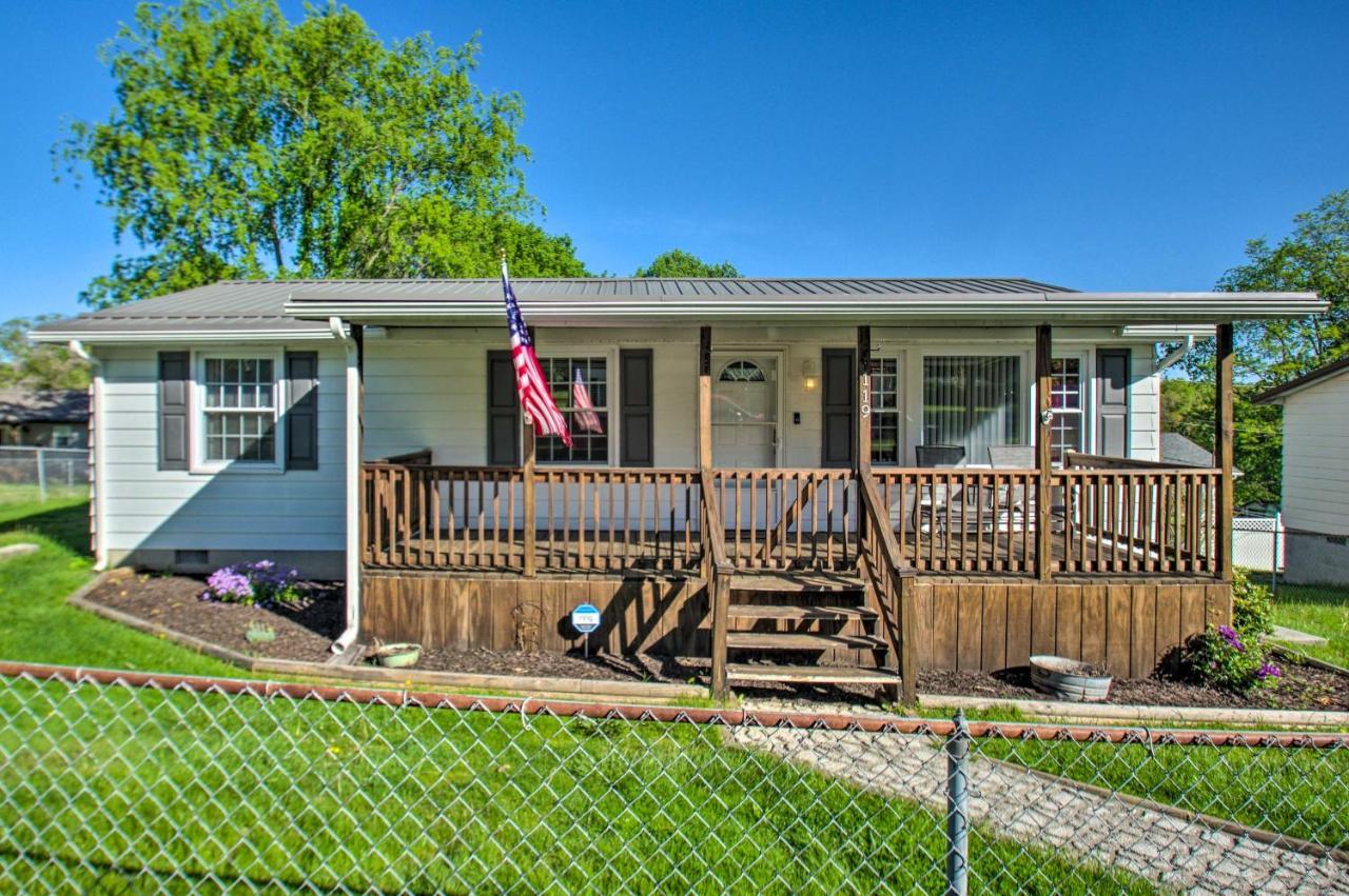 Dog-Friendly Fayetteville Home With Hot Tub! Dış mekan fotoğraf