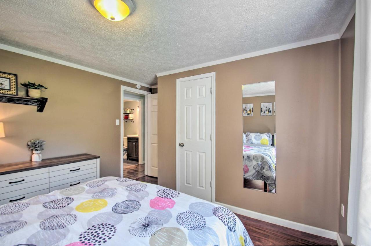 Dog-Friendly Fayetteville Home With Hot Tub! Dış mekan fotoğraf
