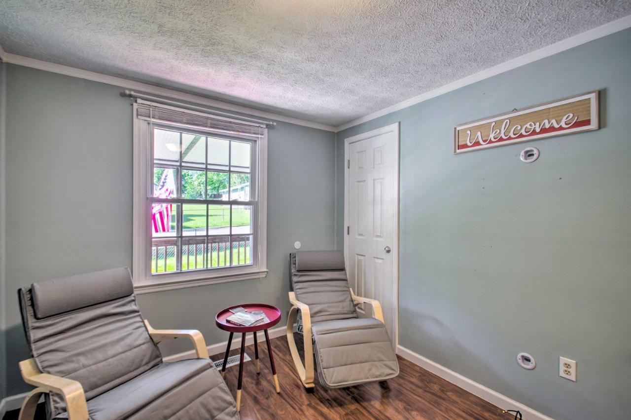 Dog-Friendly Fayetteville Home With Hot Tub! Dış mekan fotoğraf